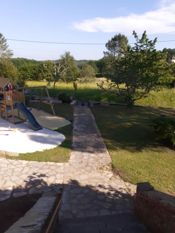Gite "Las Casitas Du Lot" Dans Le Perigord Frayssinet-le-Gelat Exterior photo